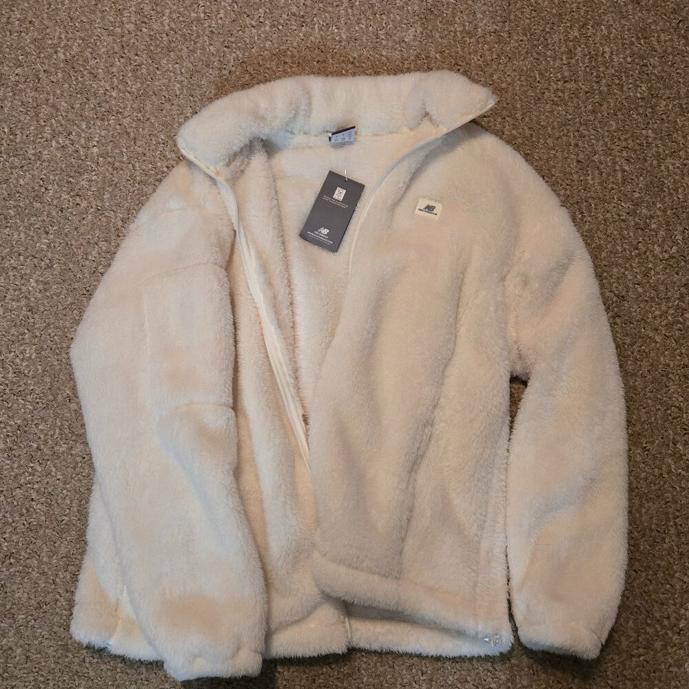 Womens new white fleece